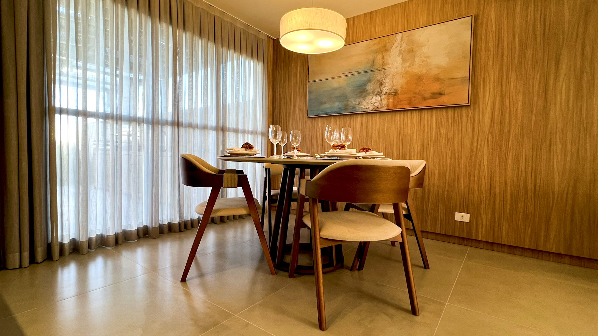 Ambiente interno da casa decorada Altos da Castelo