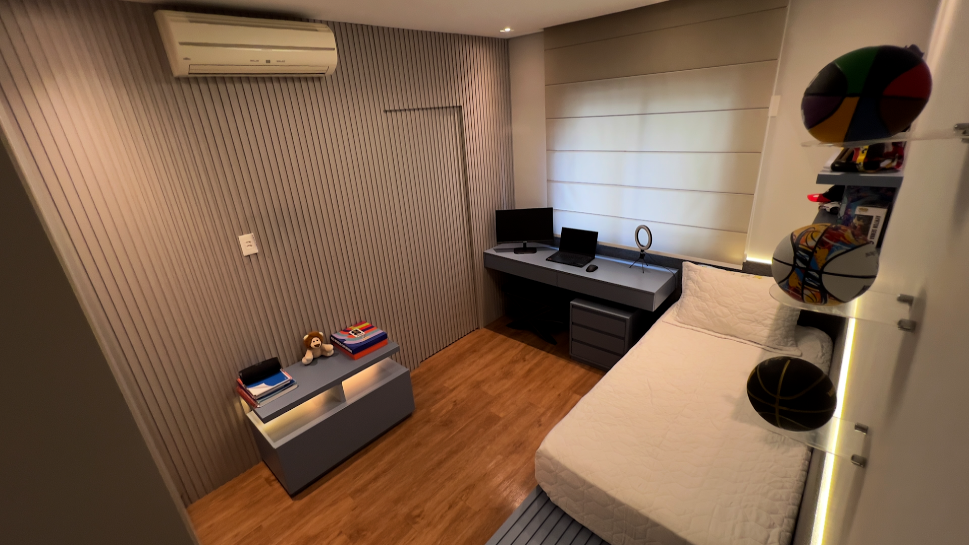 Cozinha planejada do apartamento Terraços Tamboré